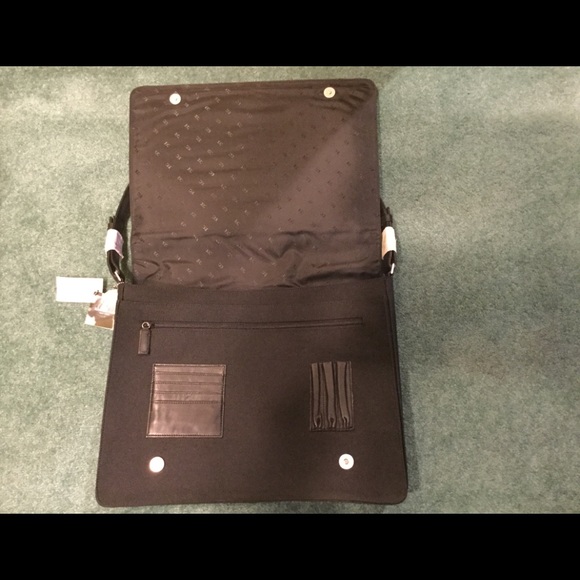 Kenneth Cole bag - Picture 2 of 4